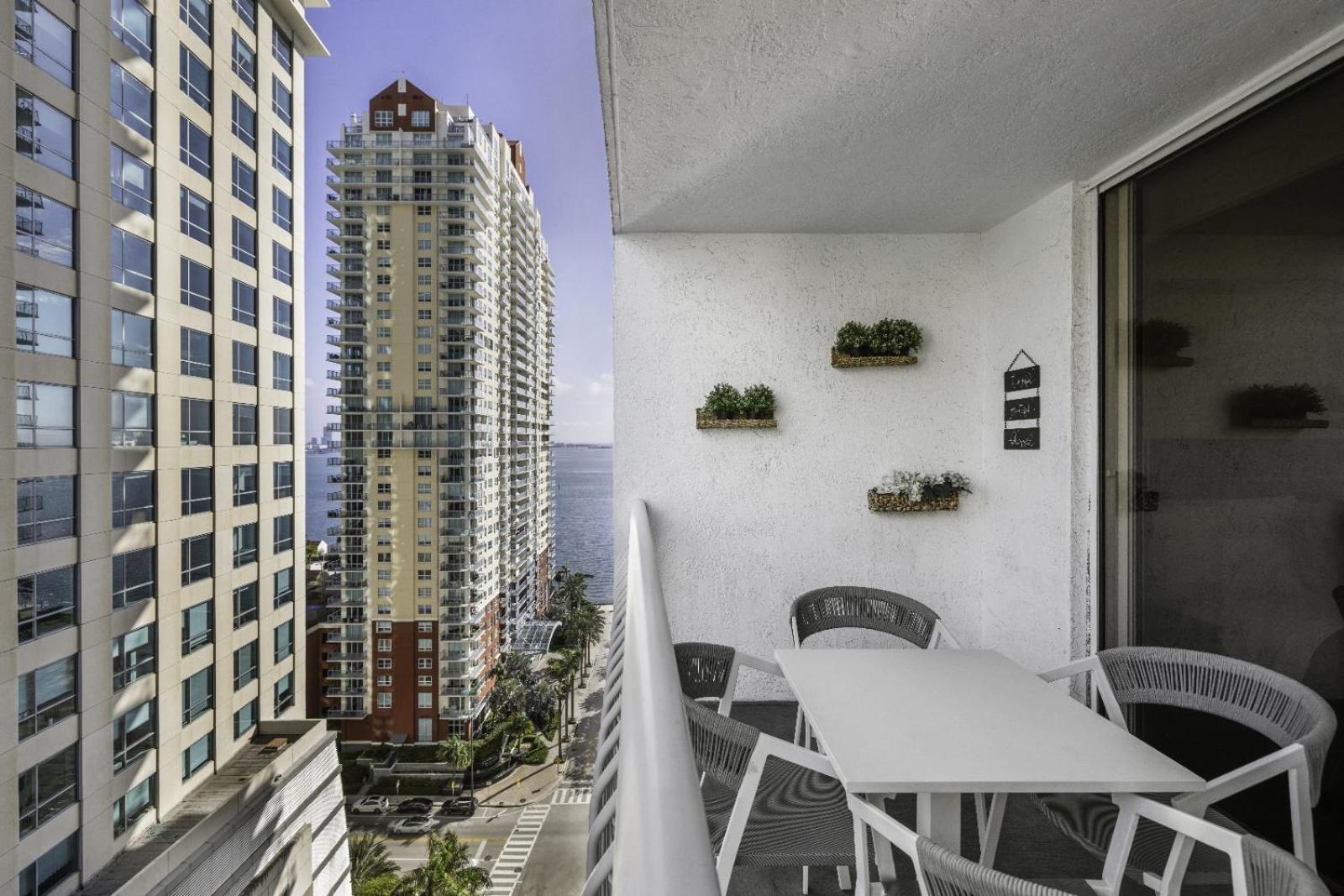 Studios In Brickell With Pool, Gym, Free Parking And Game Room Miami Quarto foto